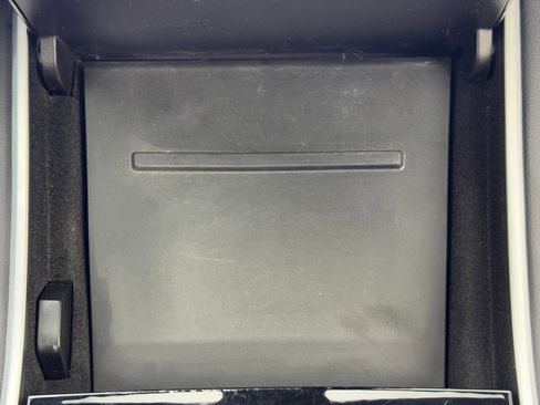 Used 2020 Tesla Model 3 Standard Range Plus image 29