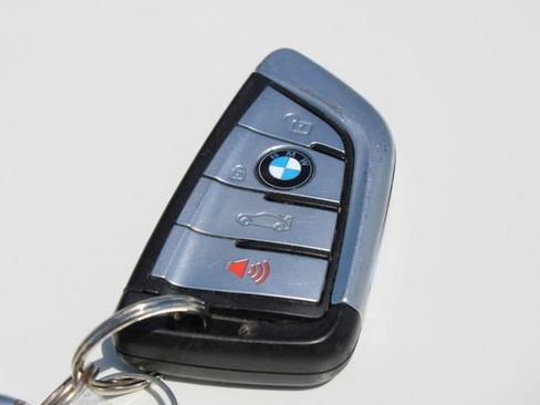 Used 2021 BMW 530i w/ M Sport Package RWD image 56
