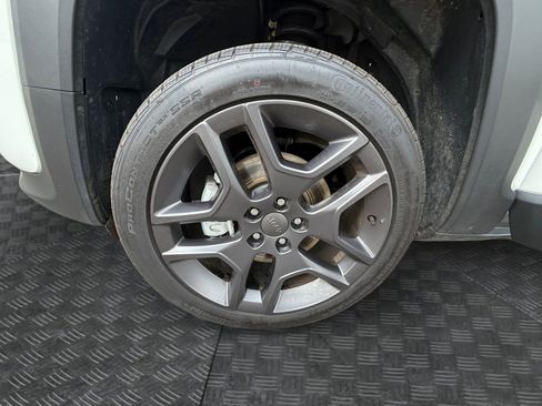 Used 2020 Jeep Renegade Altitude AWD/4WD image 14