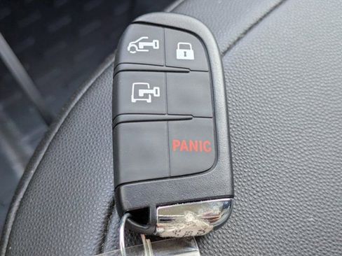 Used 2023 RAM ProMaster 3500 FWD image 10