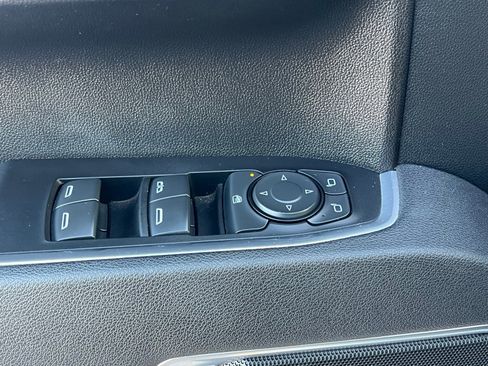 Used 2025 Chevrolet Silverado 1500 RST w/ Z71 Off-Road Package image 24