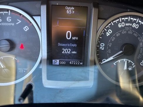 Used 2019 Toyota Tacoma SR5 image 23