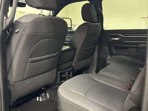 Used 2023 RAM 2500 Big Horn w/ Level 1 Equipment Group image 25