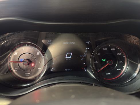 Used 2018 Dodge Charger GT w/ Navigation & Travel Group AWD/4WD image 18