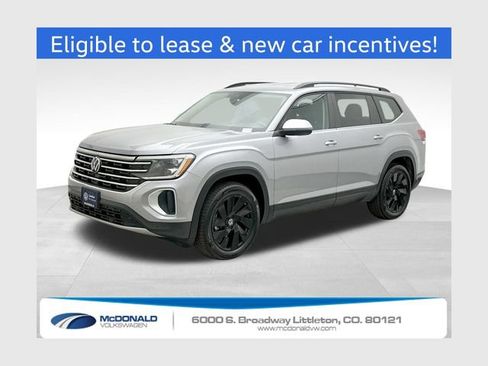 Certified 2025 Volkswagen Atlas SE image 1