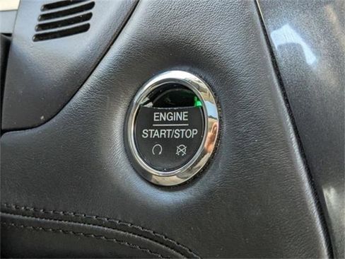 Used 2017 Ford Explorer Platinum image 37