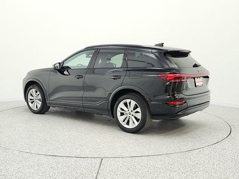 Used 2025 Audi Q6 e-tron Premium Plus w/ Premium Plus RWD image 8