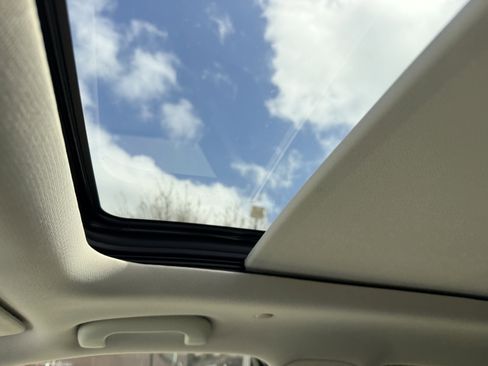 Certified 2023 Cadillac XT5 Premium Luxury image 21