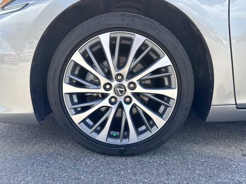 Used 2021 Lexus ES 250 w/ Premium Package image 12