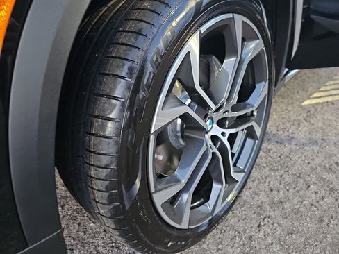 New 2026 BMW X5 xDrive50e w/ Climate Comfort Package image 35