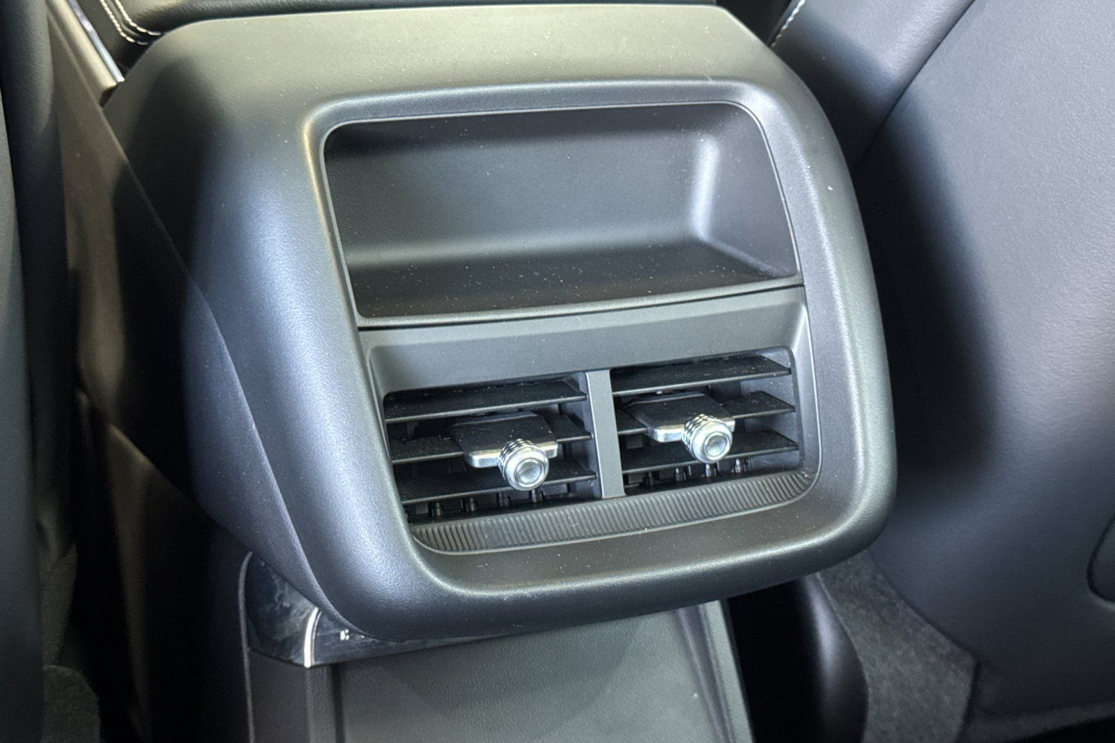 Certified 2024 Cadillac Lyriq Luxury RWD image 41