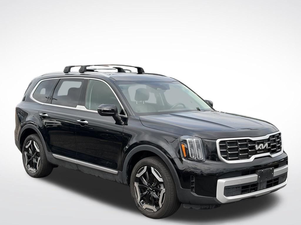 Used 2025 Kia Telluride S AWD/4WD image 2
