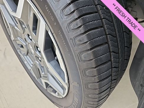 Certified 2022 Hyundai Santa Fe Limited image 9