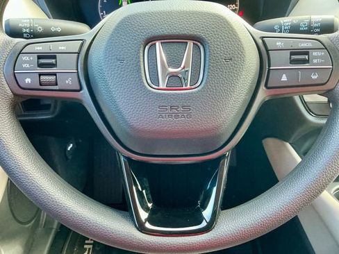 New 2026 Honda HR-V LX image 15