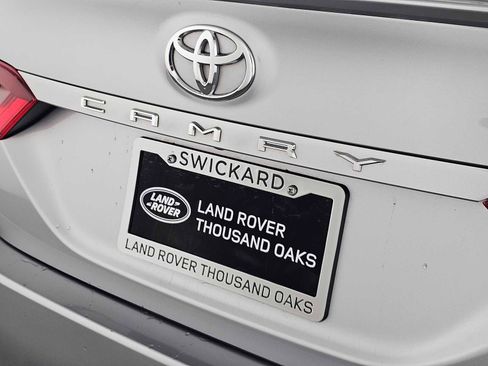 Used 2024 Toyota Camry SE image 13