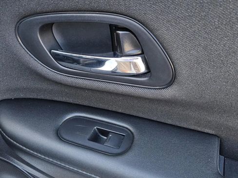 Used 2022 Honda HR-V Sport image 30