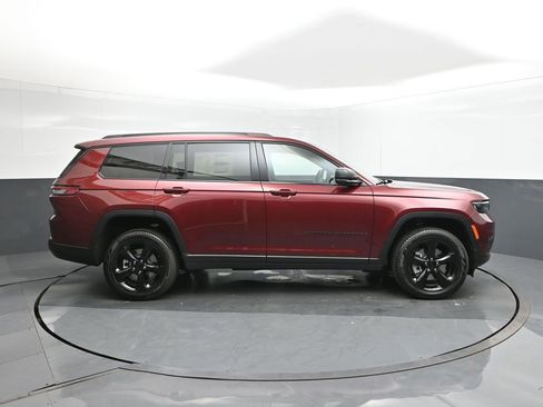 New 2025 Jeep Grand Cherokee L Limited w/ Luxury Tech Group II RWD image 26
