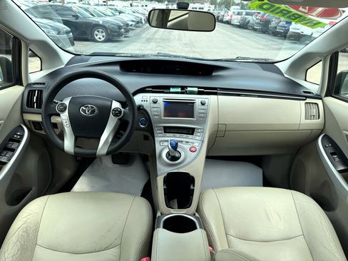 Used 2012 Toyota Prius Three image 12