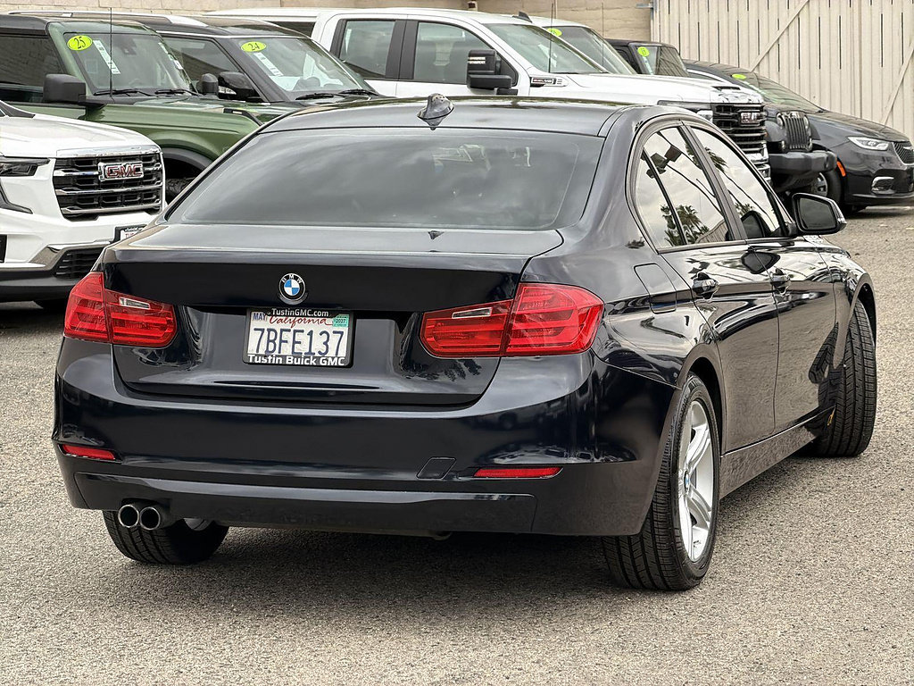 Used 2013 BMW 328i Sedan RWD image 5