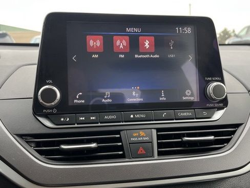 Used 2024 Nissan Altima 2.5 SR image 37