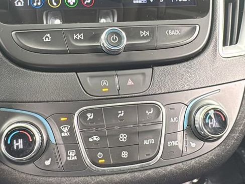 Used 2024 Chevrolet Malibu LT image 24