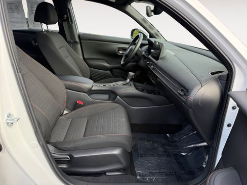 Used 2026 Honda HR-V Sport image 19