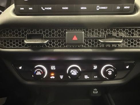 Certified 2024 Honda HR-V Sport image 29