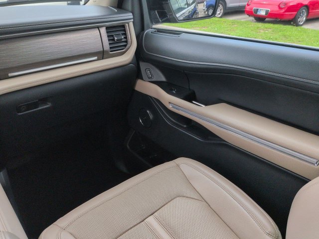 Certified 2024 Ford Expedition Max Limited RWD image 19