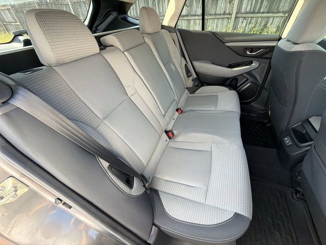 Used 2020 Subaru Outback Premium AWD/4WD image 25