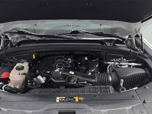 Used 2023 Jeep Grand Cherokee Laredo image 21