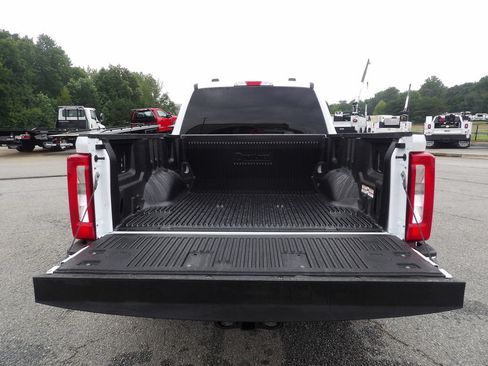 Used 2025 Ford F250 XLT w/ FX4 Off-Road Package AWD/4WD image 48