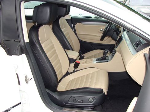 Used 2016 Volkswagen CC Sport FWD image 10
