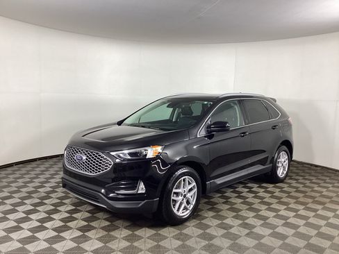 Used 2024 Ford Edge SEL w/ Convenience Package AWD/4WD image 5