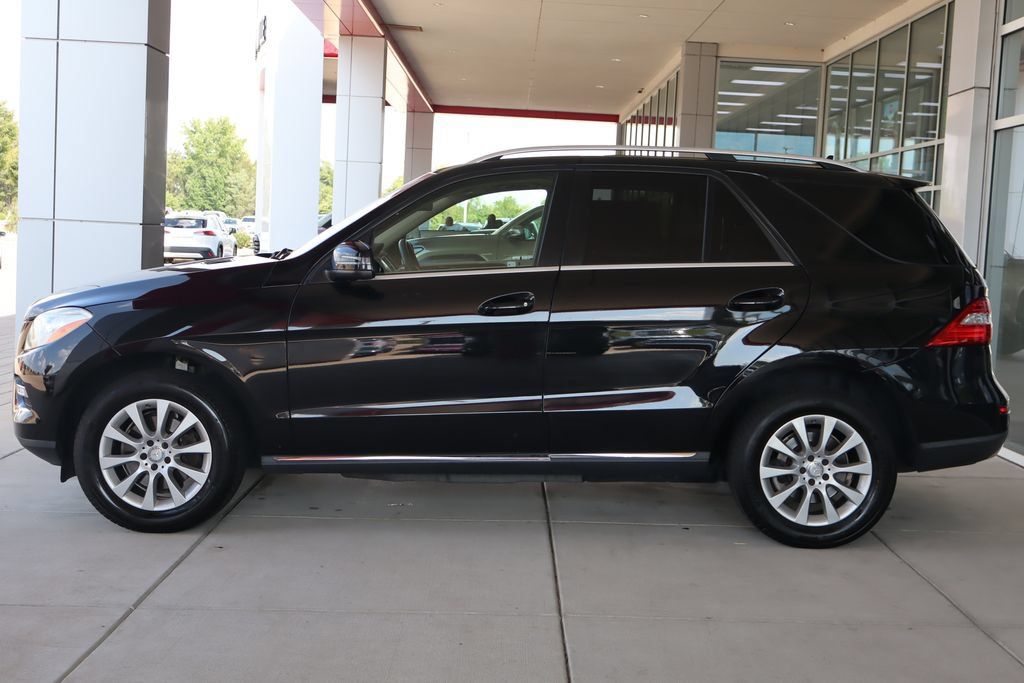 Used 2015 Mercedes-Benz ML 250 BlueTEC 4MATIC image 4