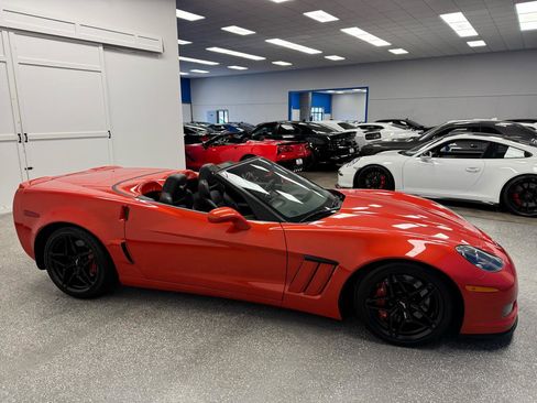 Used 2013 Chevrolet Corvette Grand Sport w/ 3LT Preferred Equipment Group RWD image 6
