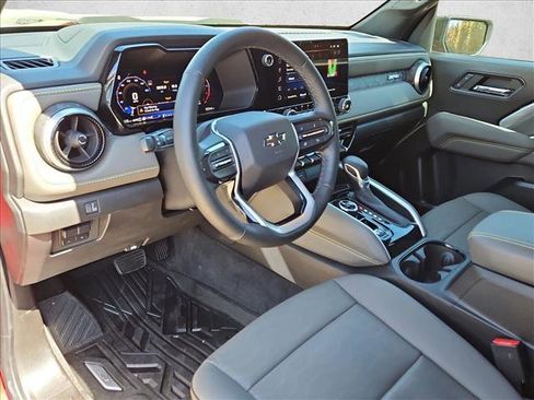 Used 2025 Chevrolet Colorado ZR2 AWD/4WD image 10
