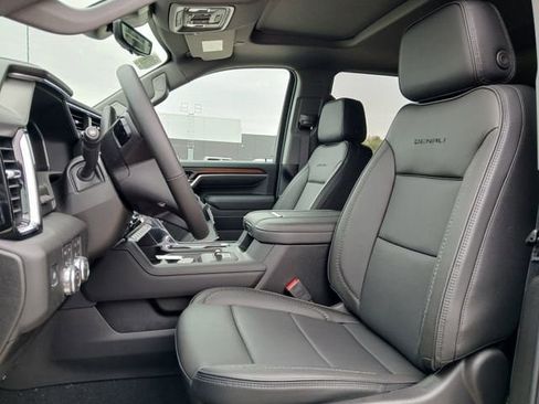 New 2026 GMC Sierra 2500 Denali w/ Denali Reserve Package AWD/4WD image 10