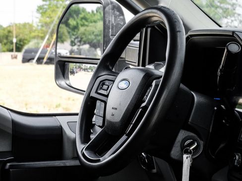 Used 2022 Ford F350 XL w/ Power Equipment Group AWD/4WD image 16