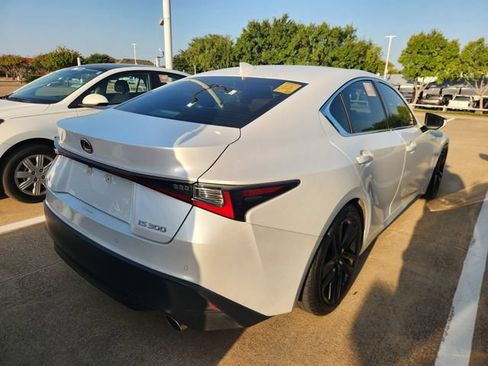 Used 2023 Lexus IS 300 w/ Comfort Package RWD image 6