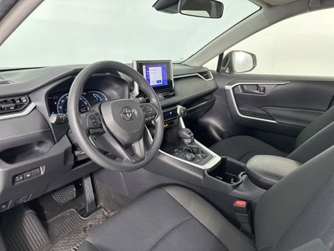 Used 2023 Toyota RAV4 LE image 12