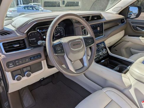 Used 2021 GMC Yukon Denali image 11