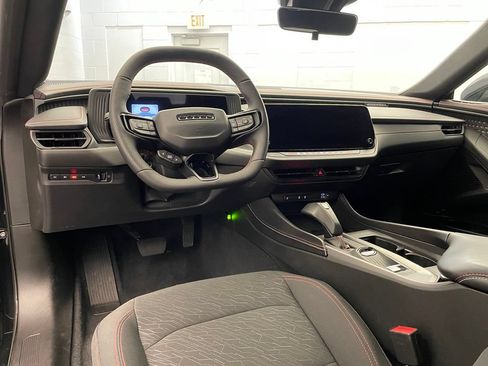 New 2026 Dodge Charger R/T AWD/4WD image 13