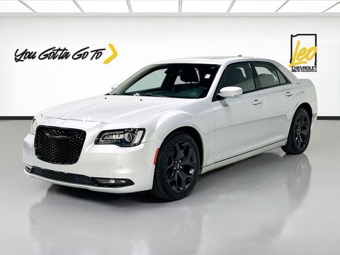 Used 2023 Chrysler 300 S image 1