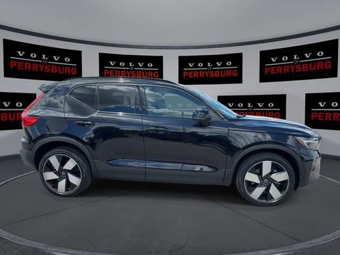 Used 2023 Volvo XC40 Recharge Ultimate w/ Protection Package Premier AWD/4WD image 9