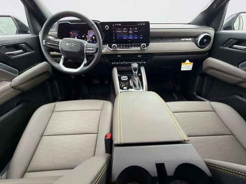 New 2026 Chevrolet Colorado ZR2 w/ Technology Package image 17