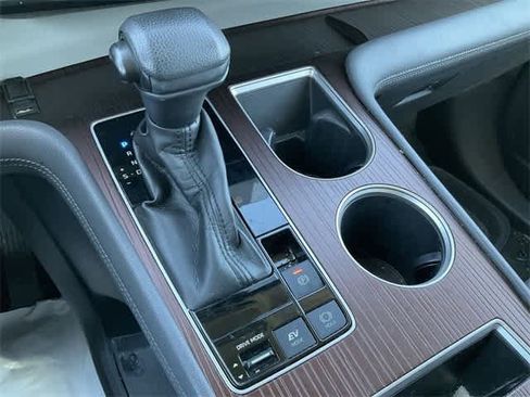 Used 2021 Toyota Sienna LE image 16