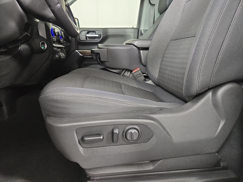 Used 2019 Chevrolet Silverado 1500 LT w/ All-Star Edition AWD/4WD image 31