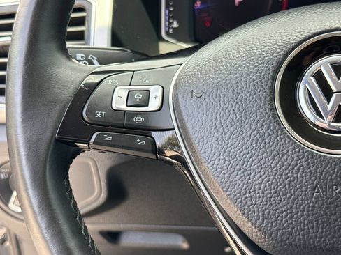 Used 2019 Volkswagen Atlas SEL R-Line FWD image 16