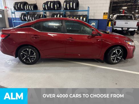 Used 2024 Nissan Sentra SV image 3