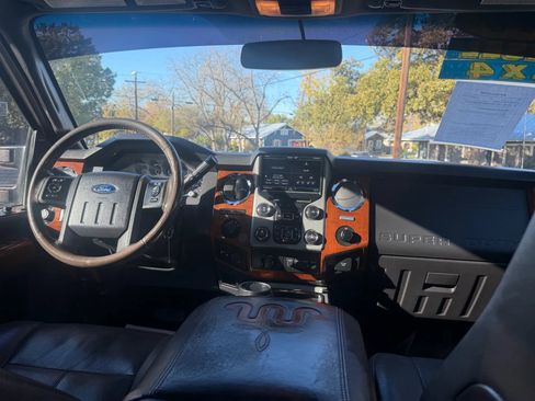 Used 2016 Ford F250 King Ranch w/ King Ranch w/Chrome Package image 13